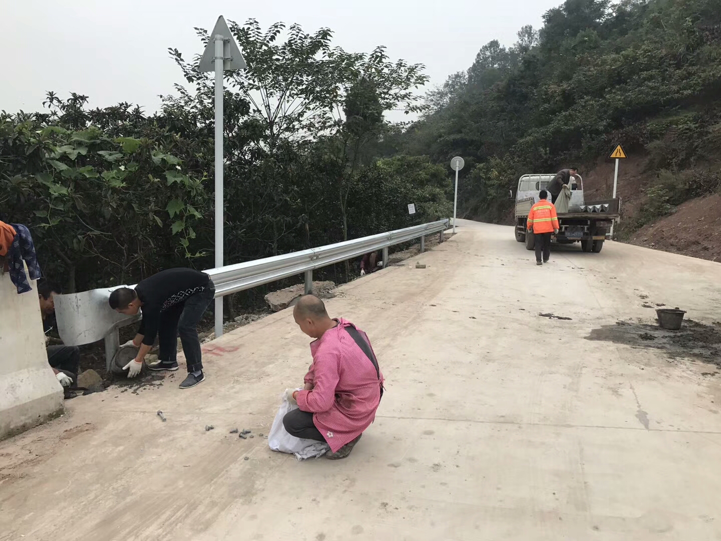 波形護欄怎么驗收？